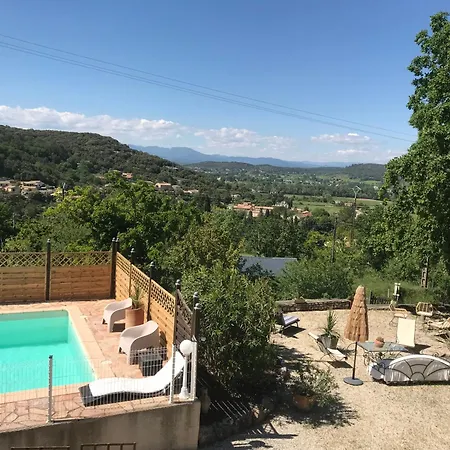 Gites Le Mas Du Vieux Chene Salavas Exterior photo