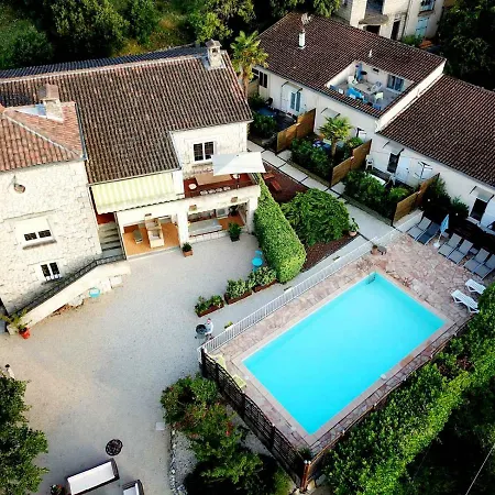 Gites Le Mas Du Vieux Chene Salavas Exterior photo