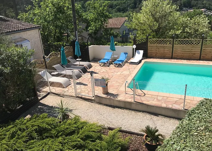 Gites Le Mas Du Vieux Chene